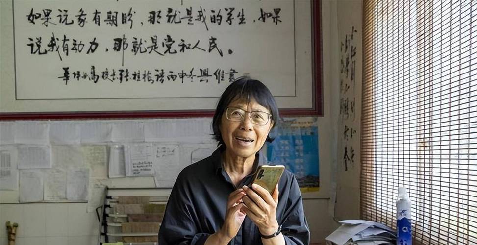 张桂梅华女高电话,13年过去,张桂梅华坪女高第一届学生命运真的改变了吗?